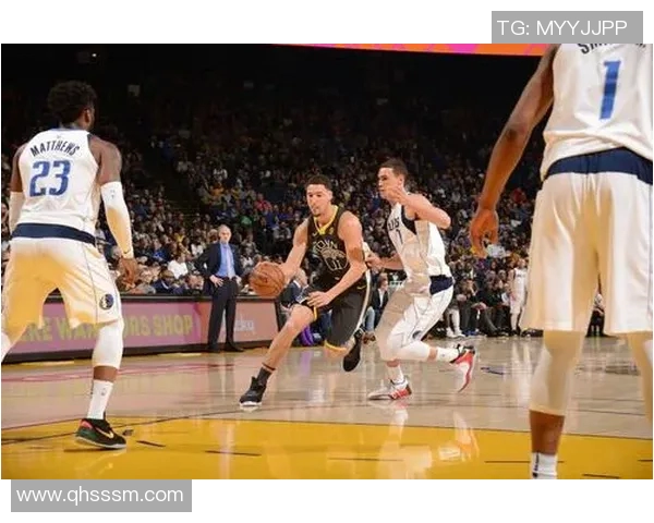 勇士与小牛激战三月二十二日期待精彩对决与球星表现